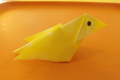 コーヒーに添えられる折り紙